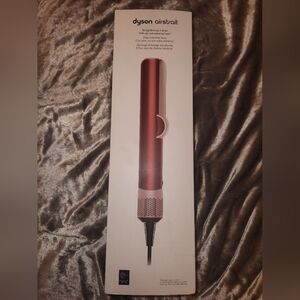 NEW in Box Dyson Airstrait Hair Tool, Stylist, Dryer,Straightener,Fashion,Beauty